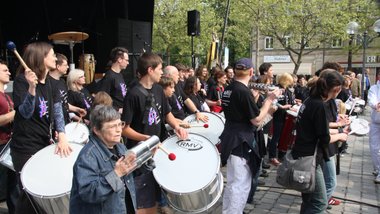 Die Fürther Sambistas bei einem Auftritt